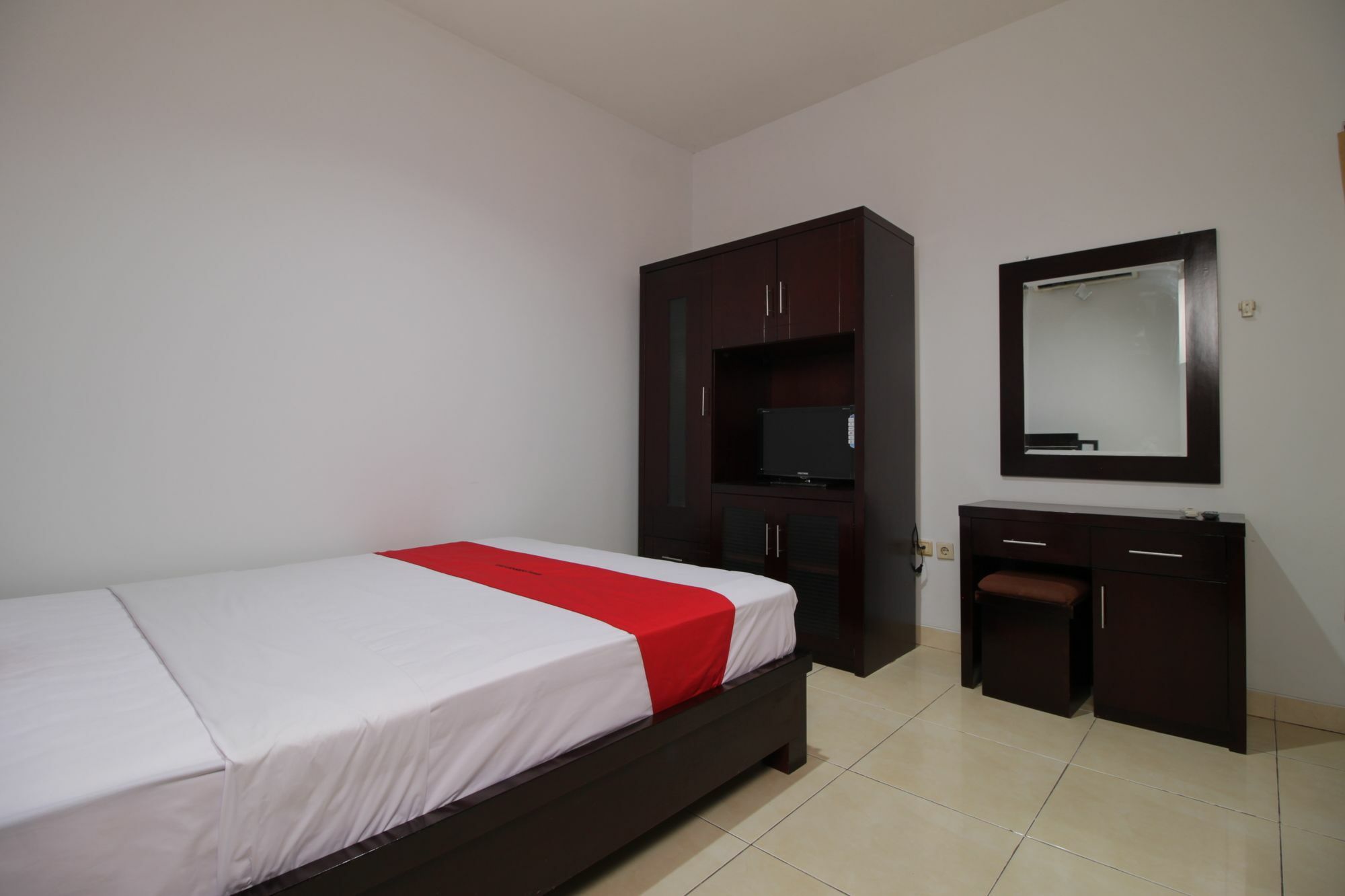 Reddoorz @ Pangeran Antasari 2 Cilandak (Jakarta) Exterior foto